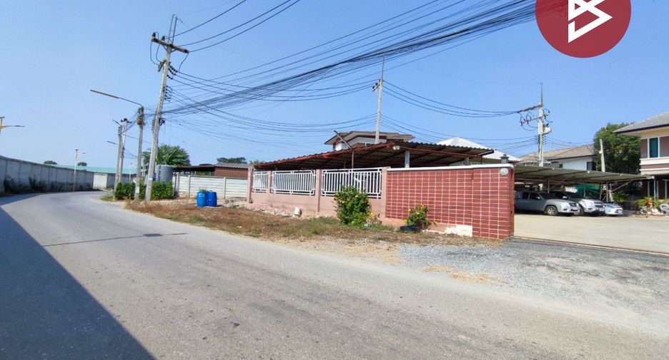 For sale 10 bed house in Mueang Nakhon Pathom, Nakhon Pathom