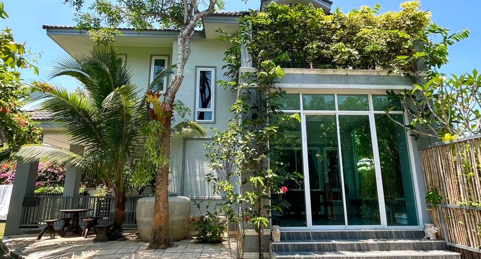For rent and for sale 9 bedrooms retail Space in Mueang Krabi, Krabi