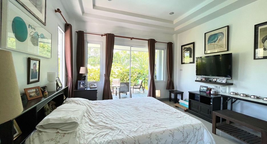 For rent and for sale 9 bedrooms retail Space in Mueang Krabi, Krabi