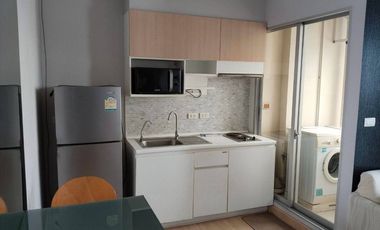 Condo en alquiler de 1 habitaciones en Bang Na, Bangkok