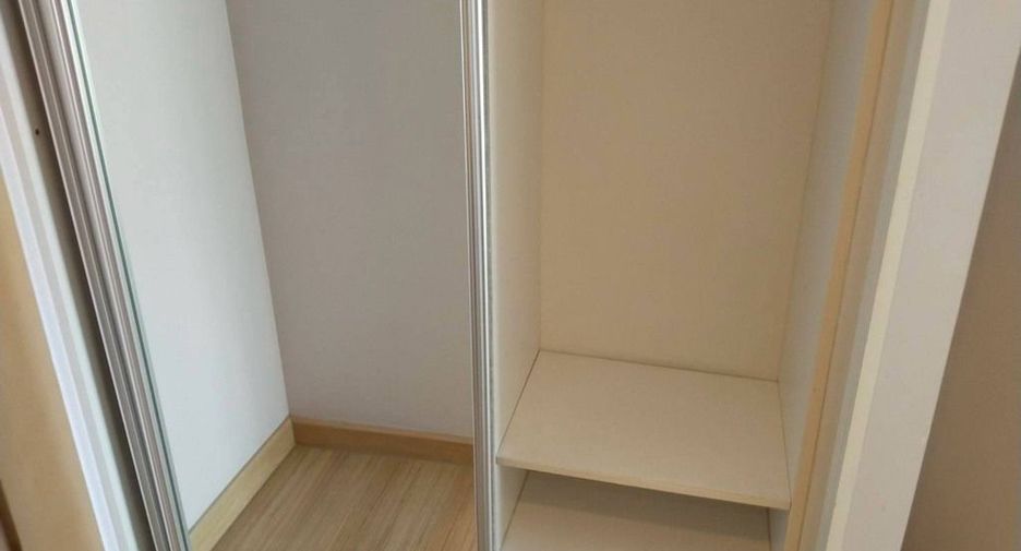 Condo en alquiler de 1 habitaciones en Bang Na, Bangkok