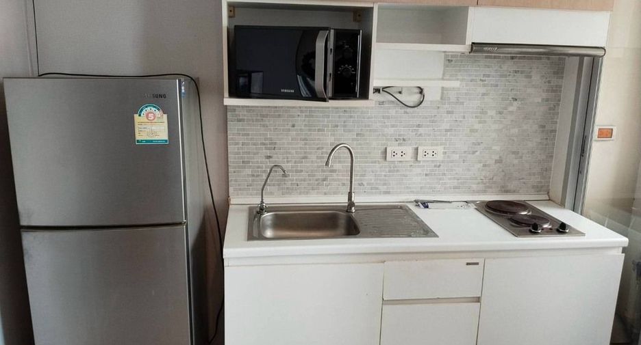 Condo en alquiler de 1 habitaciones en Bang Na, Bangkok