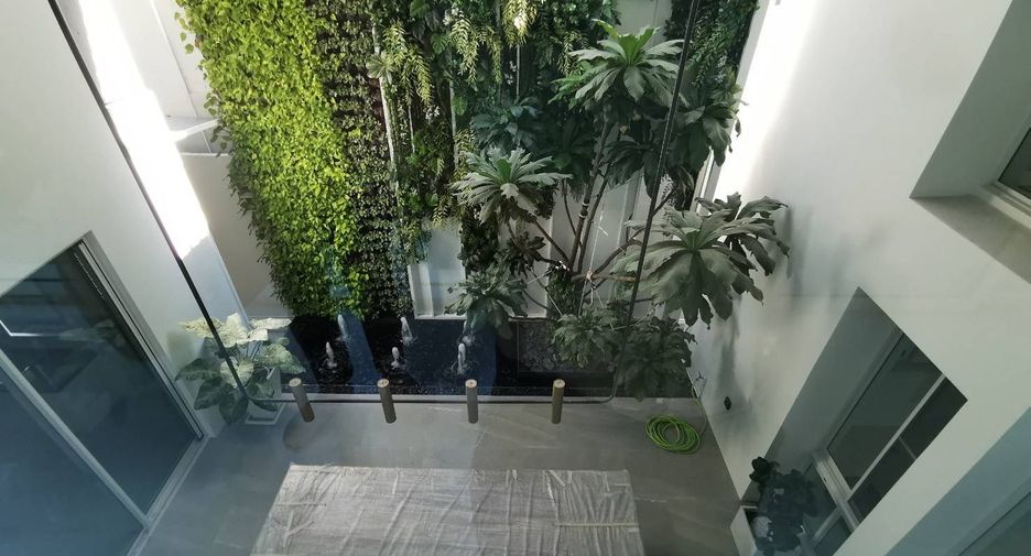 Продажа 4 спальни дом в Буенг Кум, Бангкок