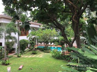 For sale 4 Beds house in Bang Na, Bangkok