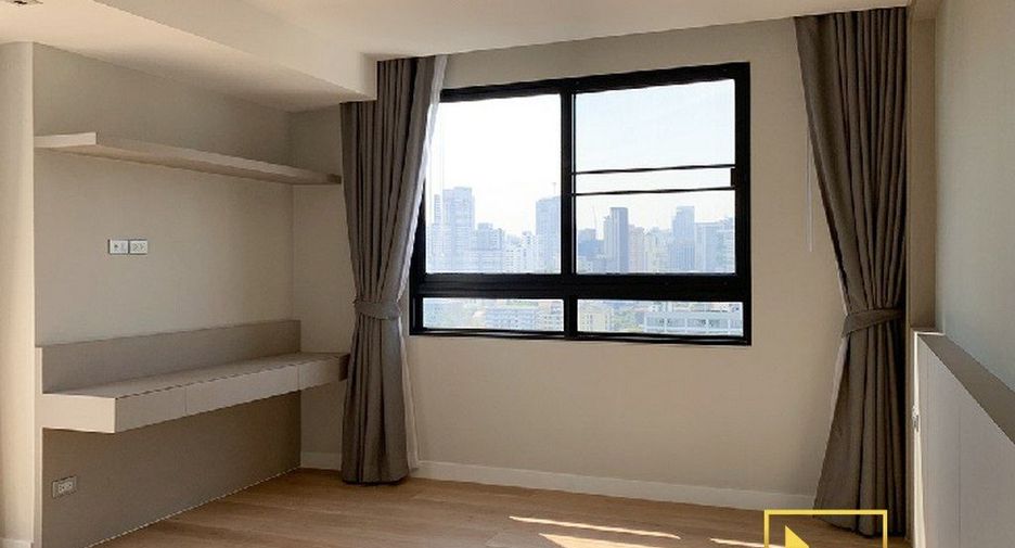 Wohnung zur Miete mit 3 Zimmer in Watthana, Bangkok