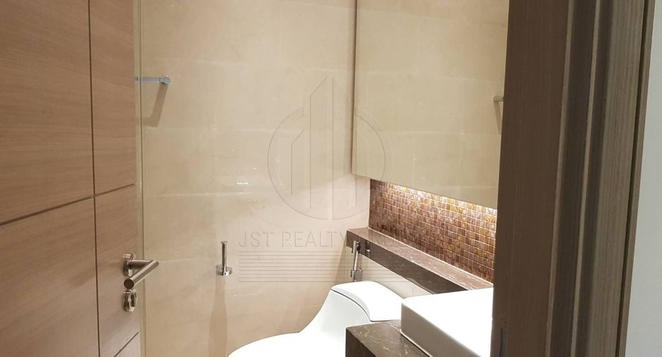 For sale 2 bedrooms condo in Watthana, Bangkok