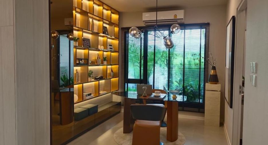 Casa en alquiler de 4 habitaciones en Bang Phli, Samut Prakan