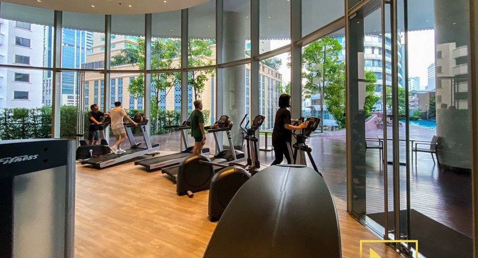 For rent 1 bed condo in Pathum Wan, Bangkok