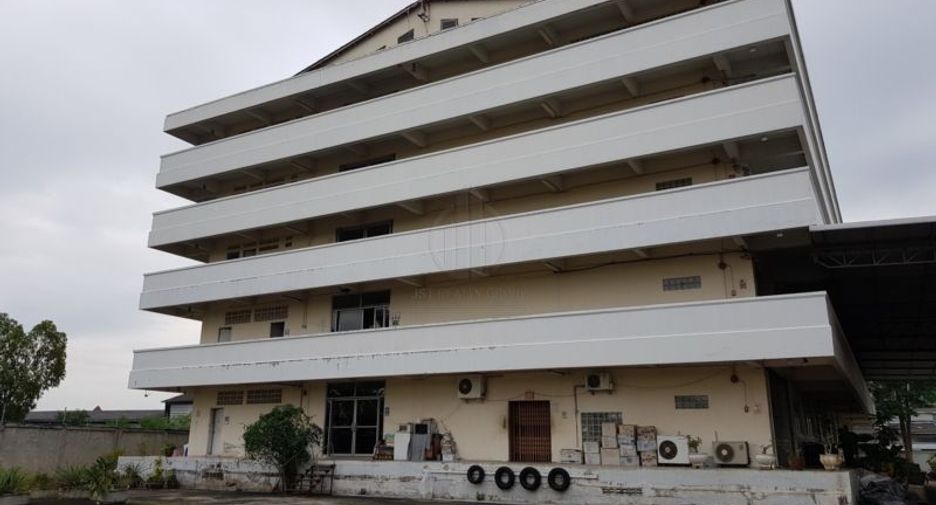 For rent warehouse in Bang Khun Thian, Bangkok