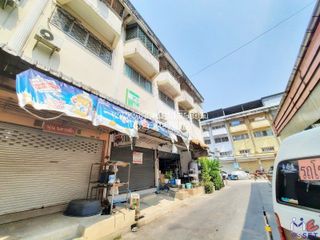 For sale 3 bed retail Space in Phutthamonthon, Nakhon Pathom