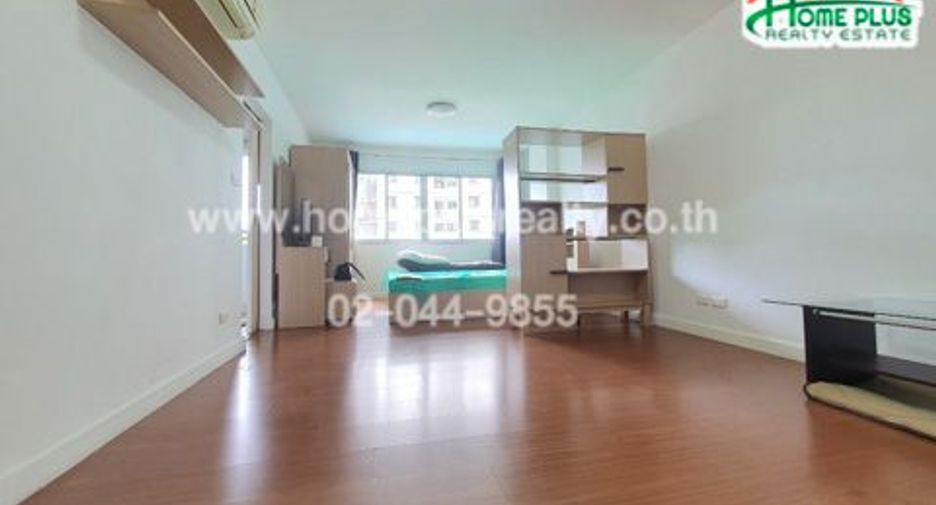 For sale 1 bed condo in Yan Nawa, Bangkok