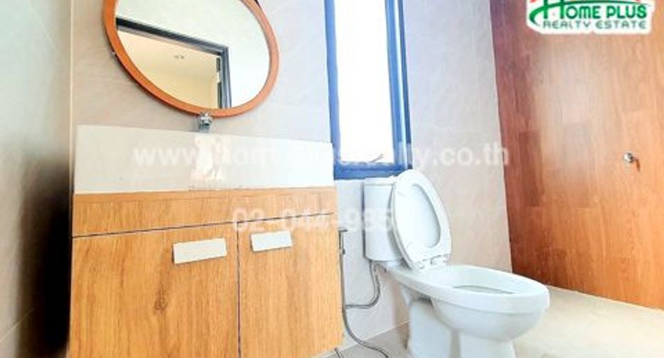 For sale 3 bedrooms house in Lak Si, Bangkok