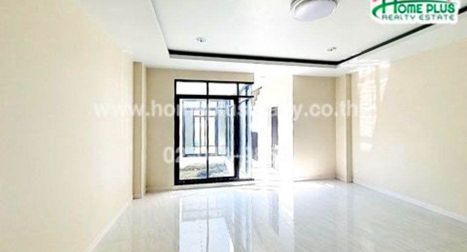 For sale 3 bedrooms house in Lak Si, Bangkok