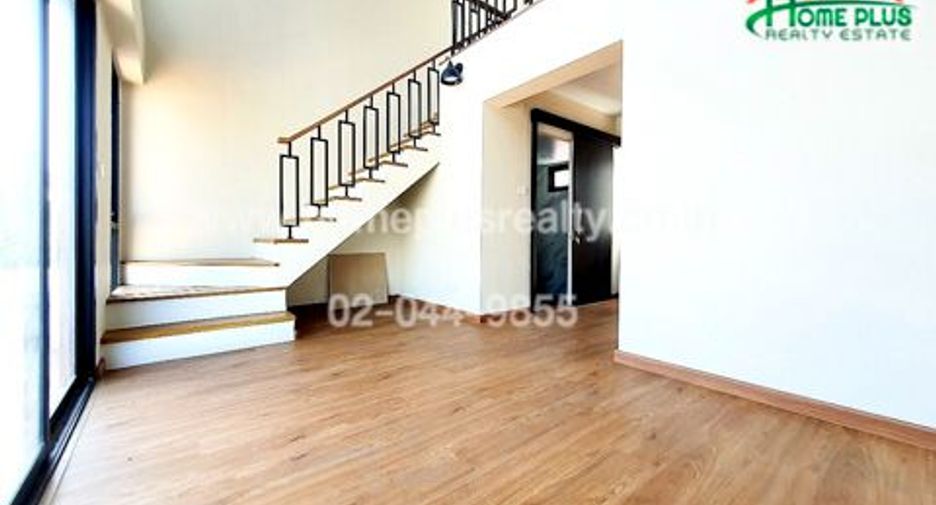 For sale 3 bedrooms house in Lak Si, Bangkok