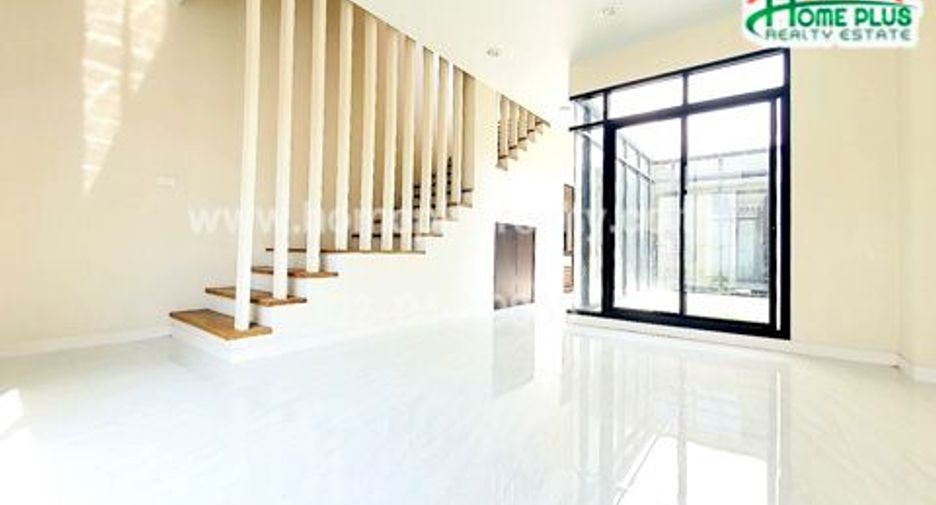 For sale 3 bedrooms house in Lak Si, Bangkok