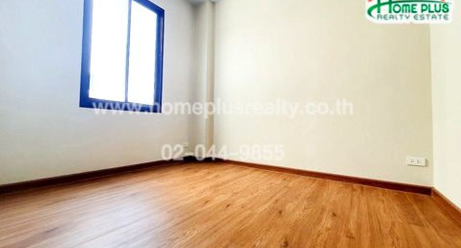 For sale 3 bedrooms house in Lak Si, Bangkok