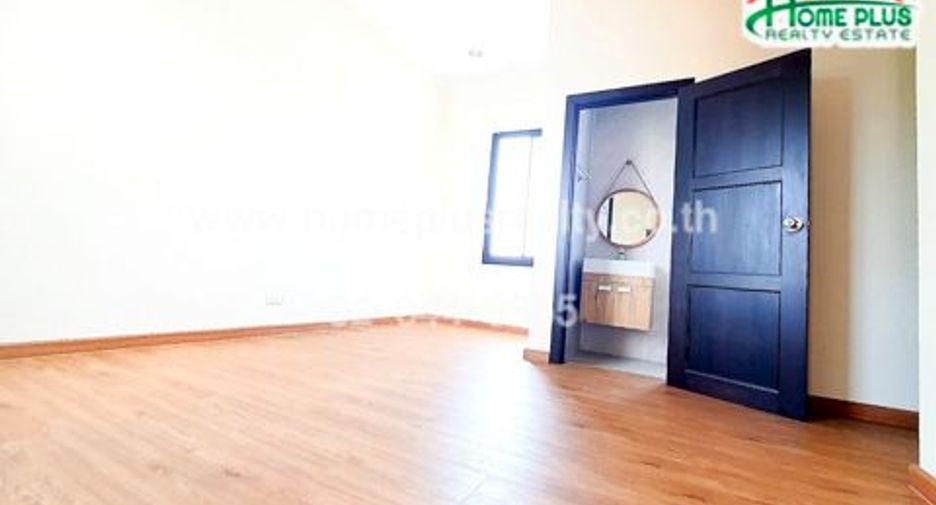 For sale 3 bedrooms house in Lak Si, Bangkok