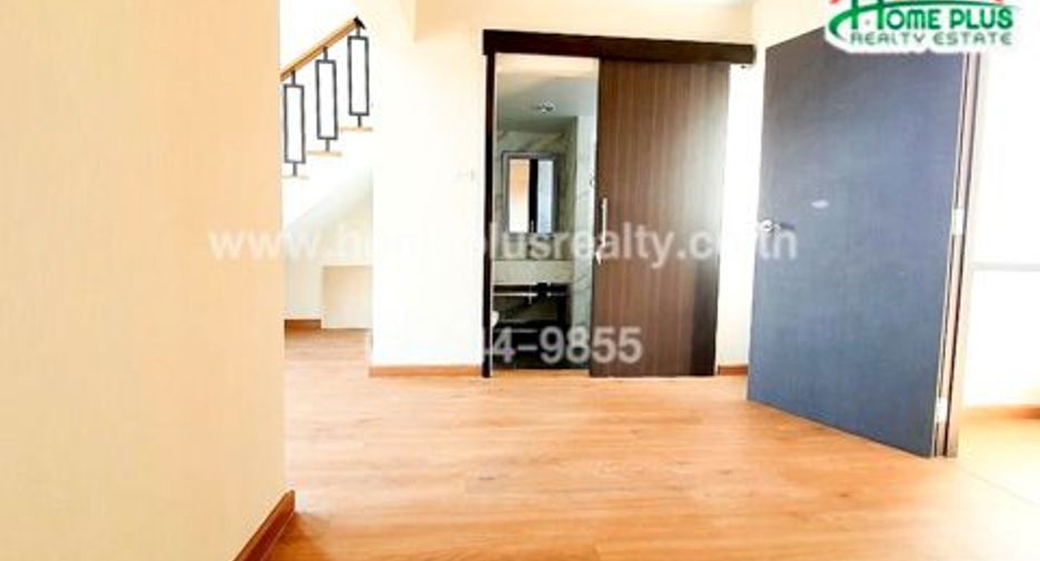 For sale 3 bedrooms house in Lak Si, Bangkok