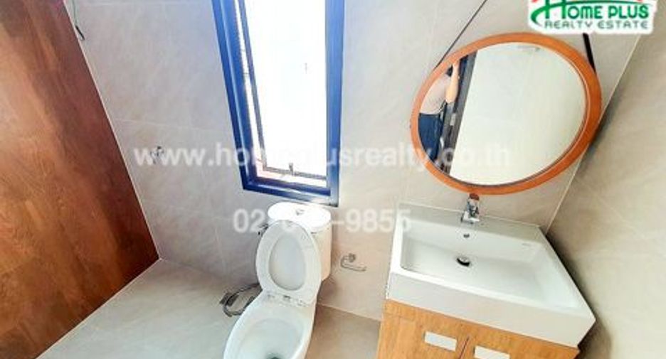 For sale 3 bedrooms house in Lak Si, Bangkok