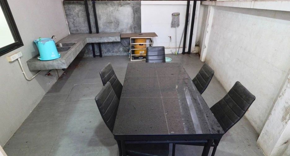 For sale 3 bed office in Bueng Kum, Bangkok