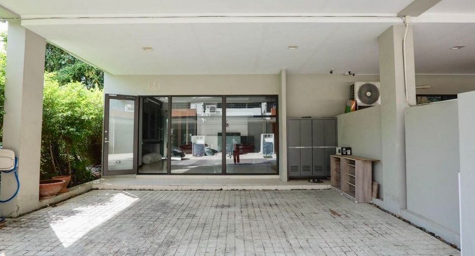 For sale 3 bed office in Bueng Kum, Bangkok