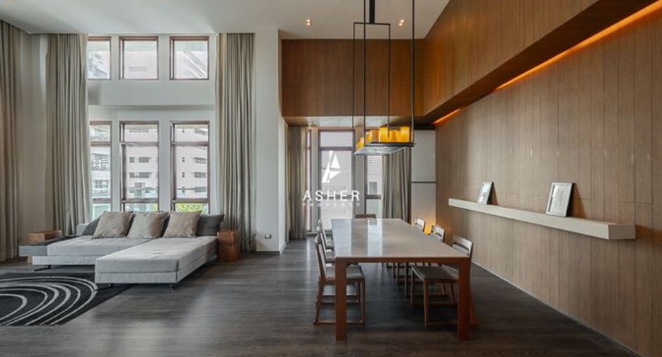 For rent 3 bedrooms condo in Khlong Toei, Bangkok