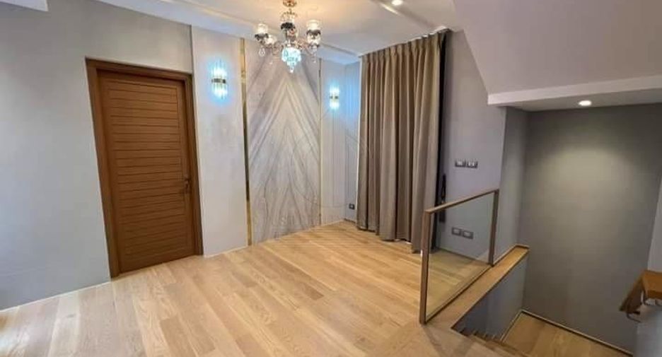 ให้เช่า และ ขาย 5 ห้องนอน บ้านเดี่ยว ใน ยานนาวา, กรุงเทพฯ