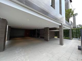 For rent そして for sale 5 Beds house in Yan Nawa, Bangkok