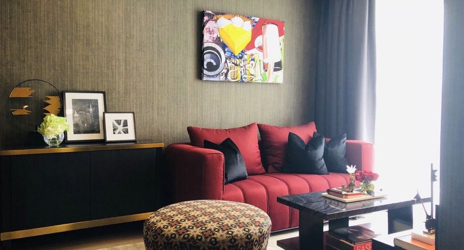 For sale 43 bedrooms apartment in Watthana, Bangkok