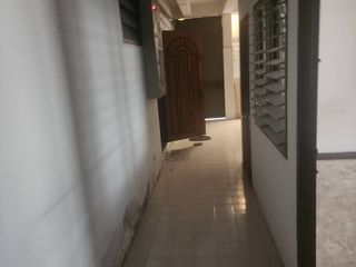 Аренда 4 спальни дом в Сатхон, Бангкок
