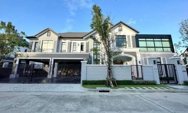 For sale 4 bedrooms house in Thawi Watthana, Bangkok