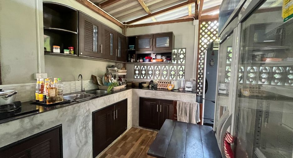 For sale 6 bed villa in Mueang Krabi, Krabi