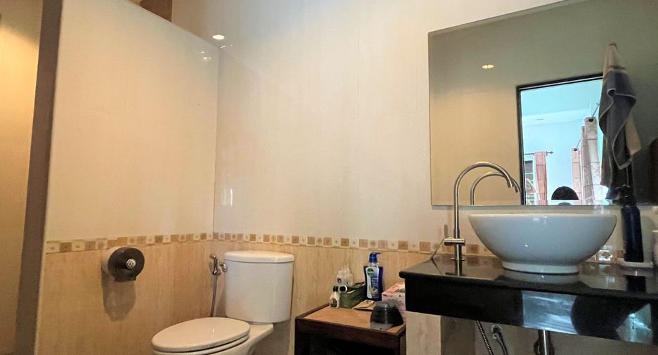 For sale 6 bed villa in Mueang Krabi, Krabi