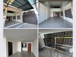 For sale 3 Beds retail Space in Mueang Chiang Mai, Chiang Mai