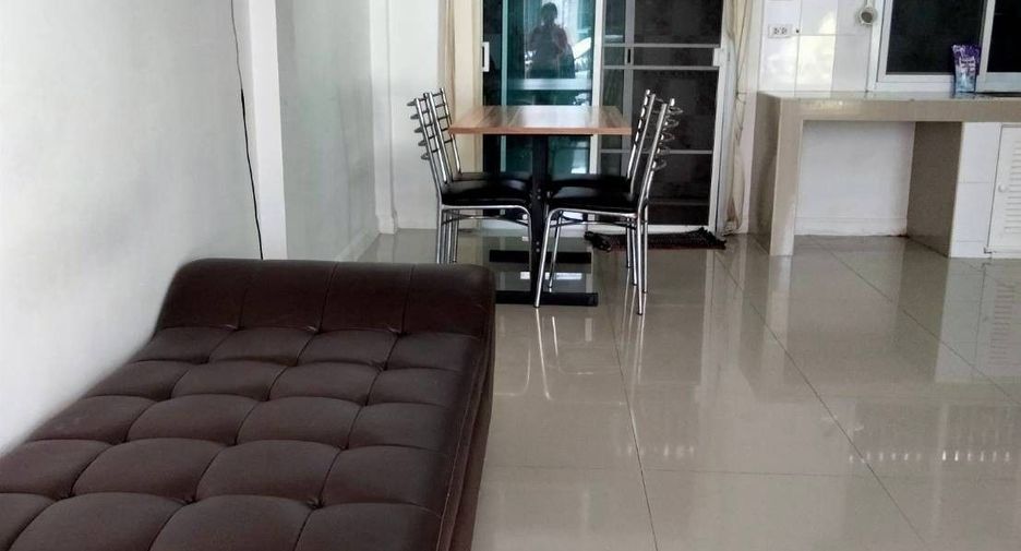 For sale 3 Beds townhouse in Saraphi, Chiang Mai