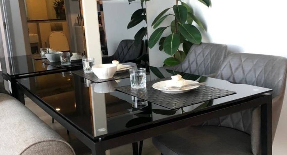 Condo en alquiler y en venta de 1 habitaciones en Sathon, Bangkok