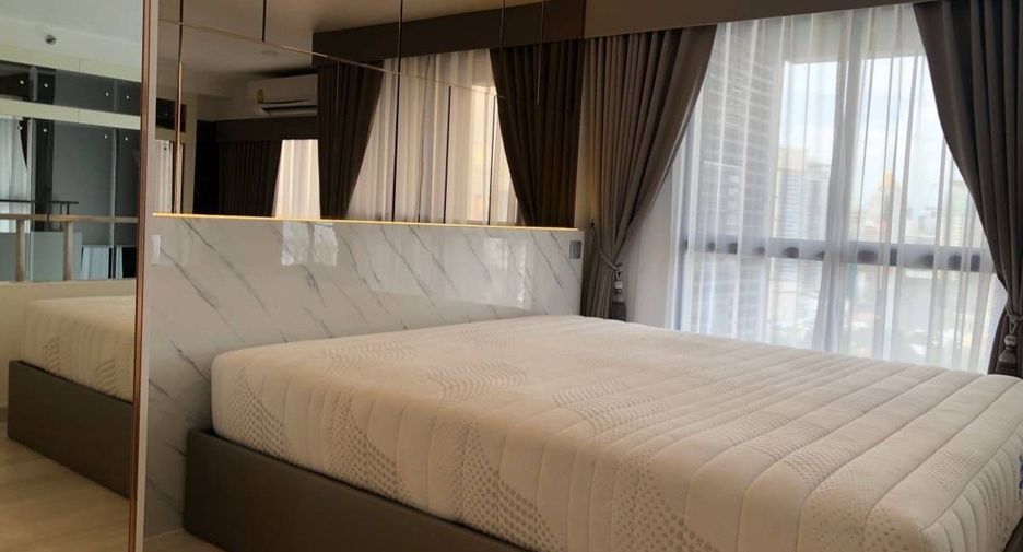 Condo en alquiler y en venta de 1 habitaciones en Sathon, Bangkok