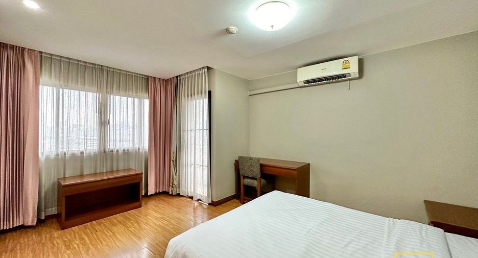 À louer 2 chambres condo à Watthana, Bangkok