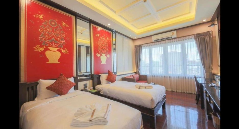 For sale 21 bed hotel in Mueang Chiang Mai, Chiang Mai
