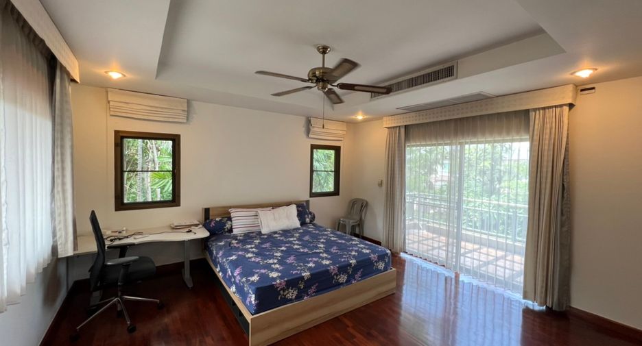 For rent 5 Beds house in Pak Kret, Nonthaburi