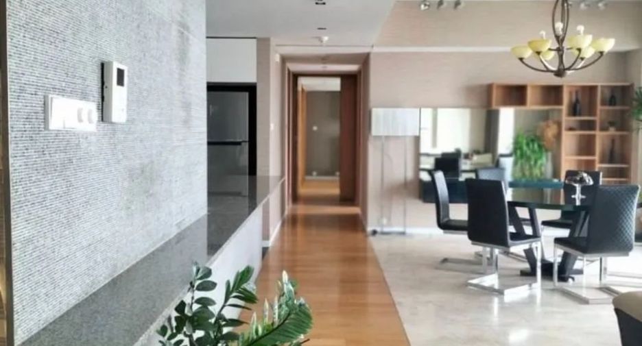 For rent and for sale 3 bedrooms condo in Sathon, Bangkok