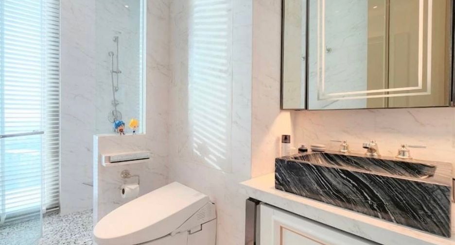 For rent and for sale 2 bed condo in Khlong San, Bangkok