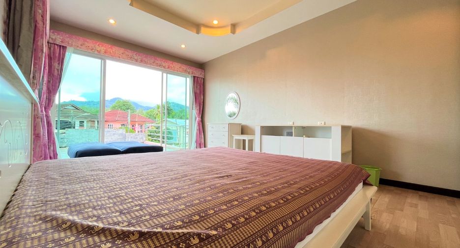 Casa en alquiler de 3 habitaciones en Kathu, Phuket