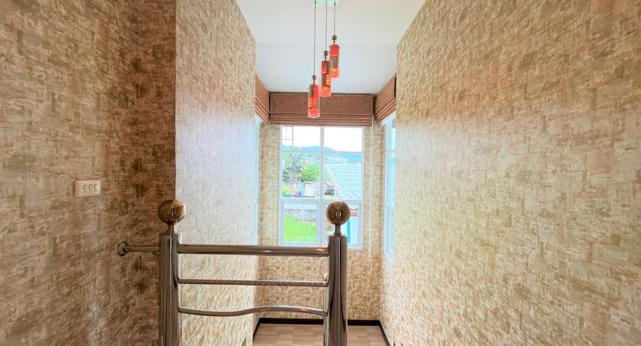Casa en alquiler de 3 habitaciones en Kathu, Phuket
