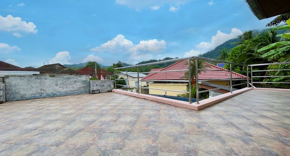 Casa en alquiler de 3 habitaciones en Kathu, Phuket