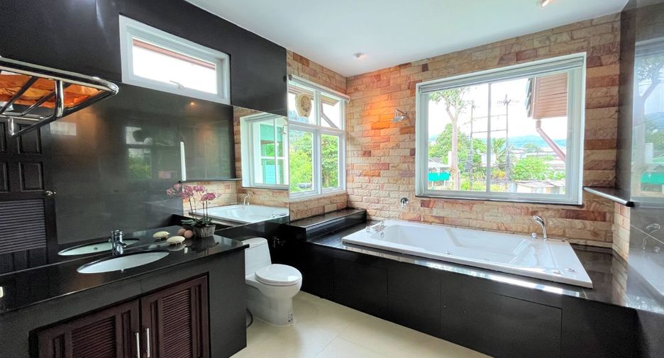 Casa en alquiler de 3 habitaciones en Kathu, Phuket