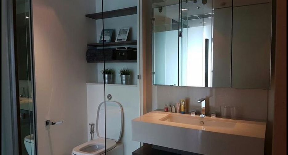 For rent 3 ベッドルーム condo in Sathon, Bangkok