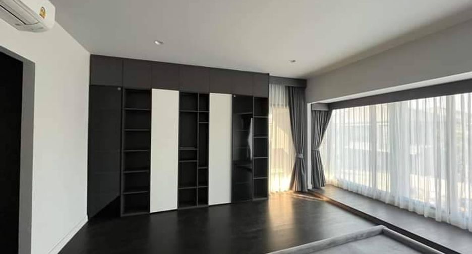 Haus zum Kauf mit 4 Zimmer in Bang Kapi, Bangkok
