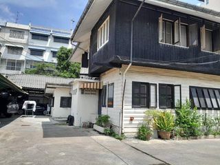 For sale 2 Beds house in Pathum Wan, Bangkok
