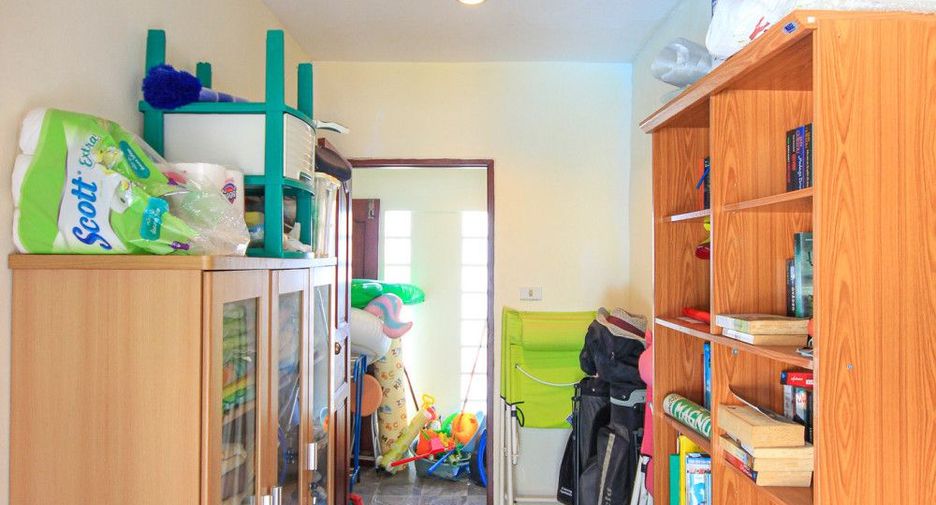 For sale 3 bedrooms villa in Cha Am, Phetchaburi